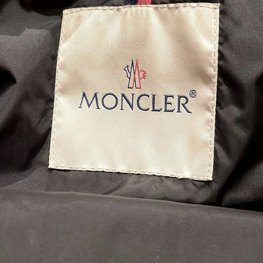 Moncler kids puffer jacket- 4 pockets - Picture 7 of 7